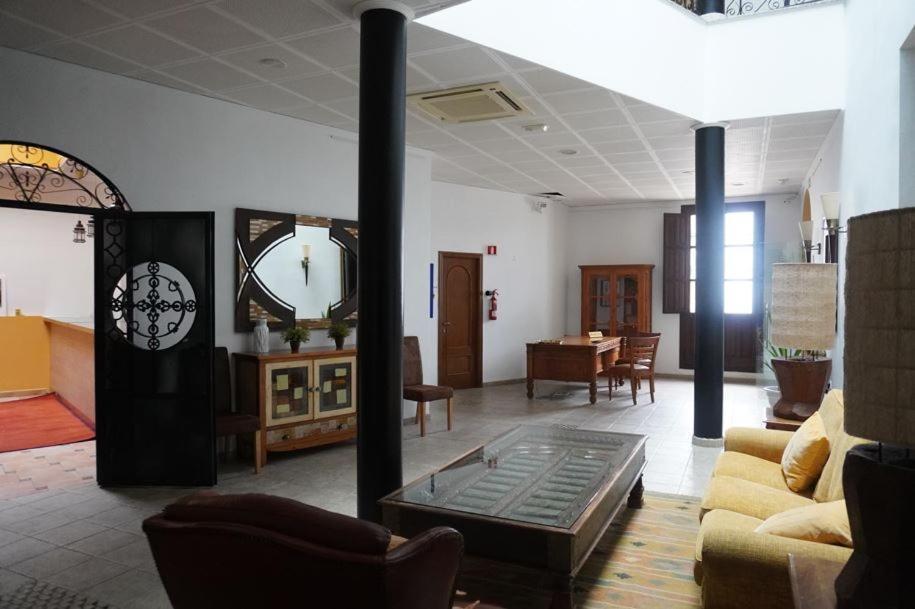 Hotel Montesión Lucainena de las Torres